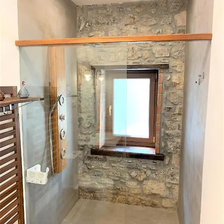 Alola Cimadevilla Apartmán