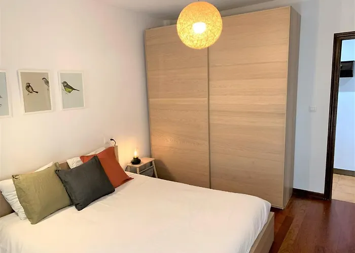 アパート Alola Cimadevilla ヒホン